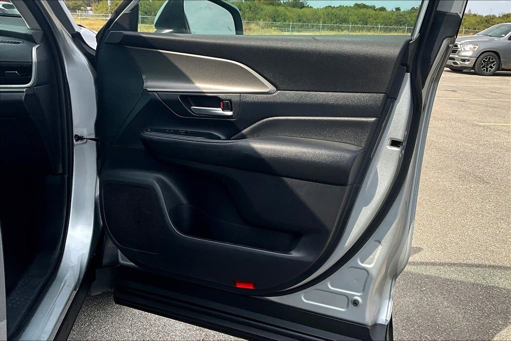 Used 2025 Toyota Grand Highlander FWD image 22