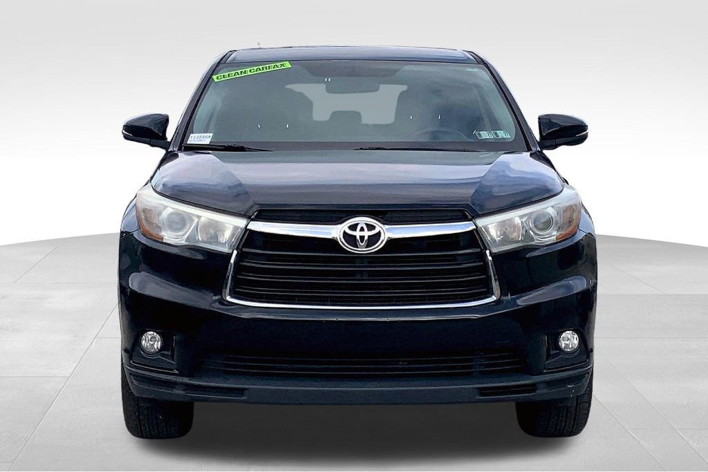 Used 2015 Toyota Highlander LE image 3