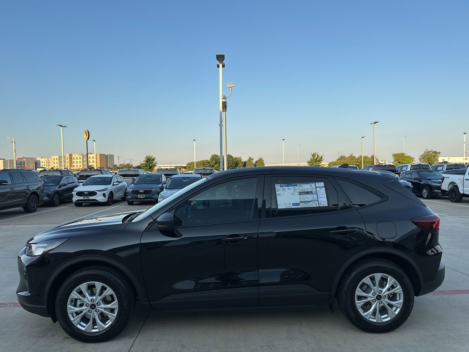 Used 2025 Ford Escape Active FWD image 5