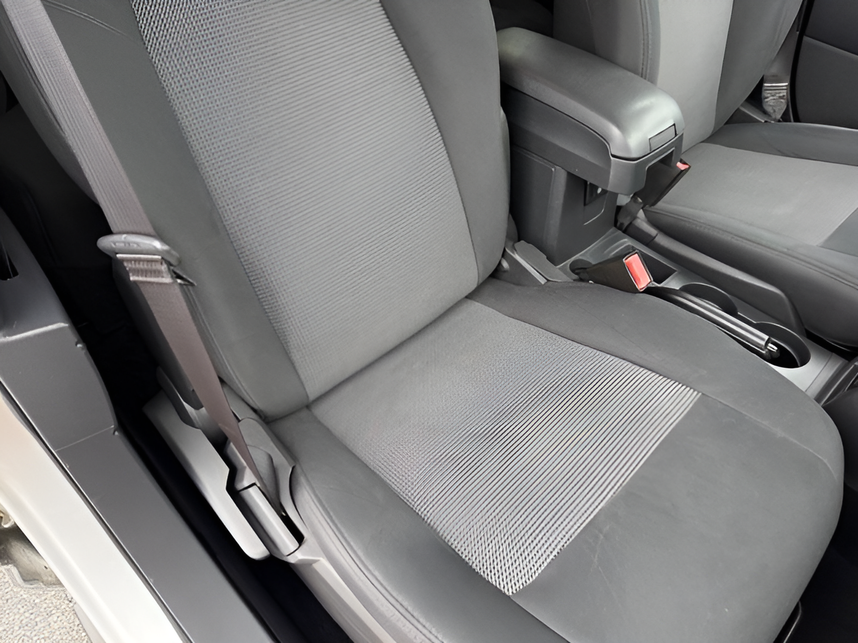 Used 2012 Jeep Compass Latitude w/ Sun/Sound Group FWD image 16