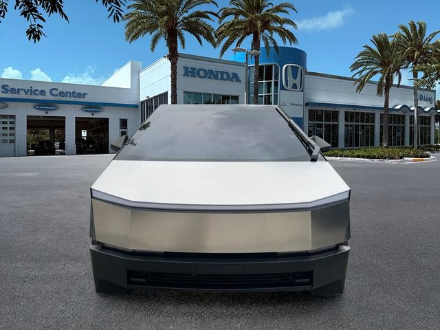 Used 2024 Tesla Cybertruck AWD Crew Cab image 2
