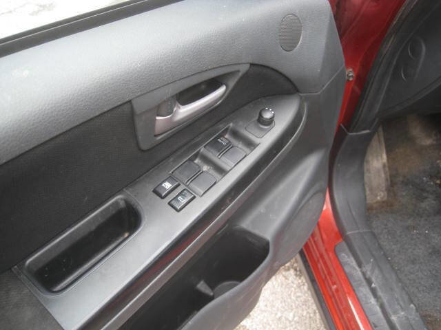 Used 2012 Suzuki SX4 Premium image 19