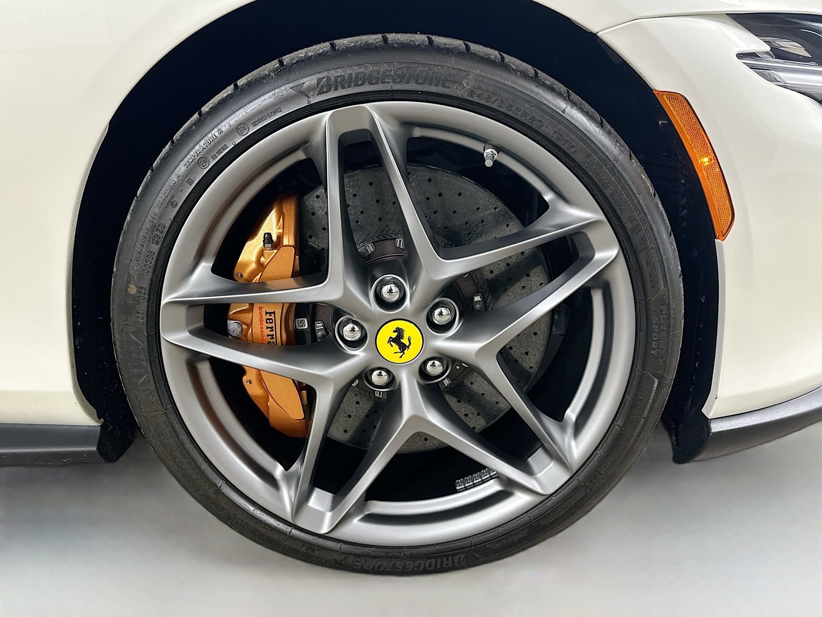 Used 2024 Ferrari Roma Spider RWD image 11