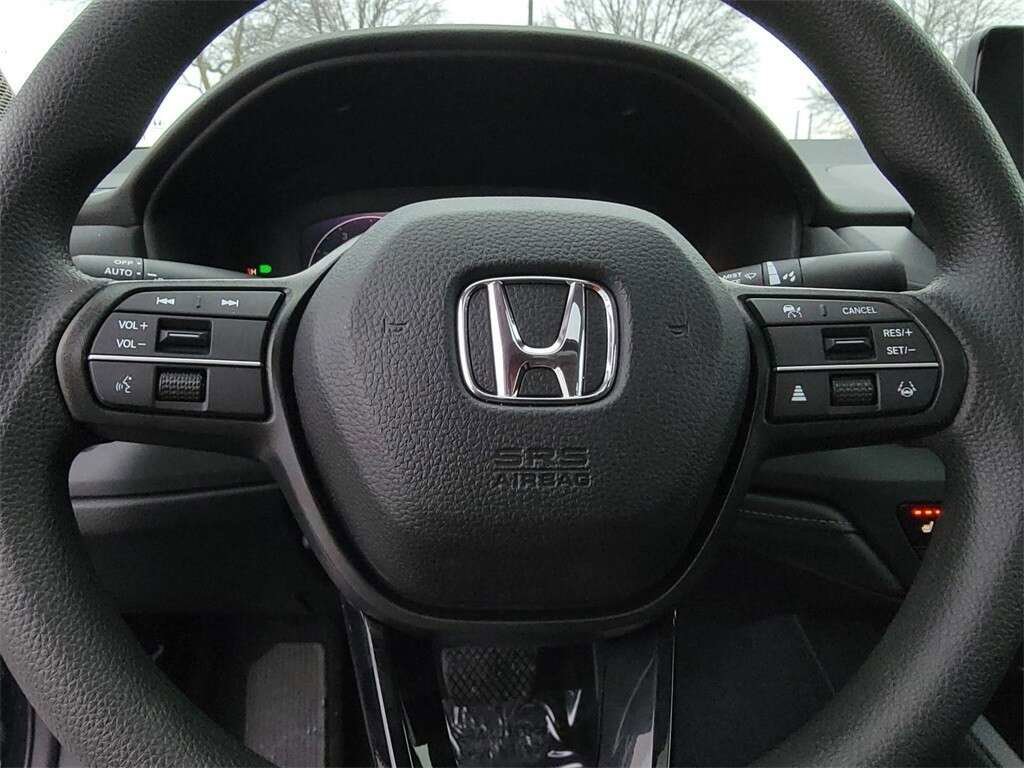 Certified 2024 Honda Accord EX image 25