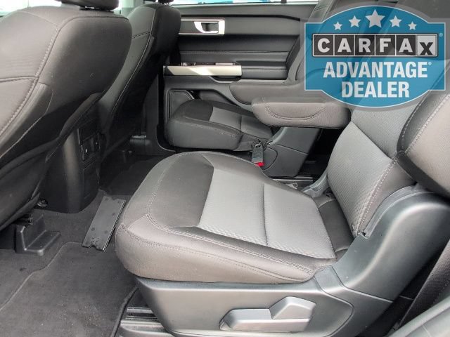 Used 2023 Ford Explorer XLT AWD/4WD image 6