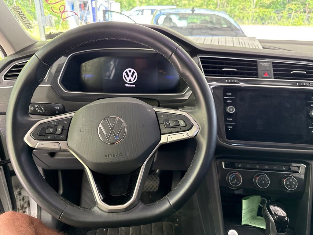 Used 2024 Volkswagen Tiguan Wolfsburg Edition AWD/4WD image 5