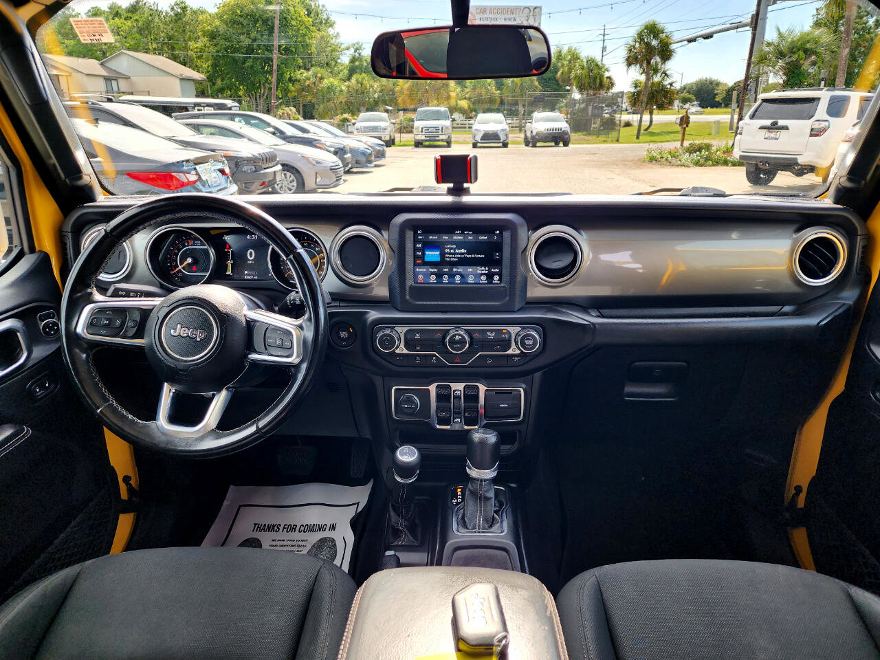 Used 2021 Jeep Wrangler Unlimited Sahara image 9