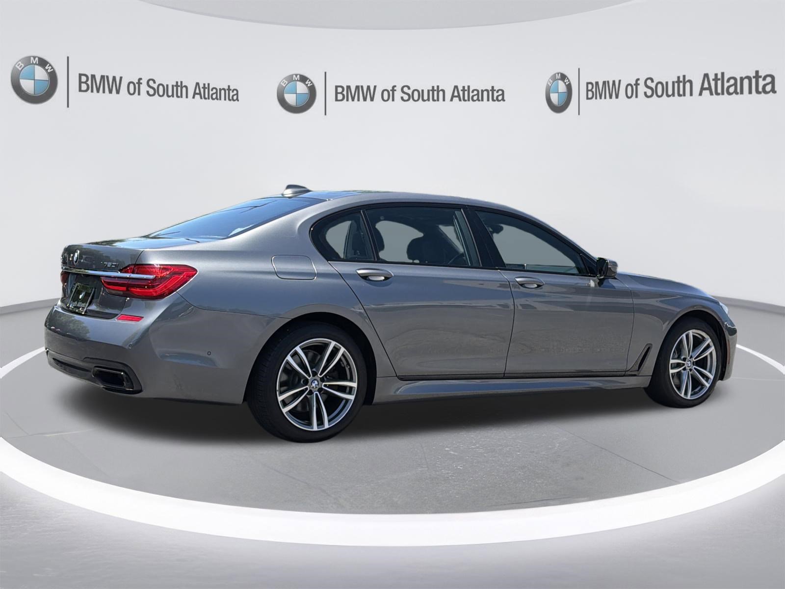 Used 2017 BMW 750i xDrive AWD/4WD image 29