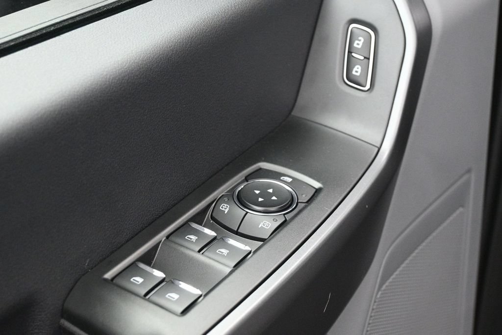 New 2026 Ford F250 XL w/ STX Appearance Package AWD/4WD image 9