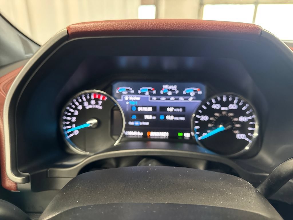 Used 2019 Ford F350 Platinum w/ FX4 Off-Road Package AWD/4WD image 15