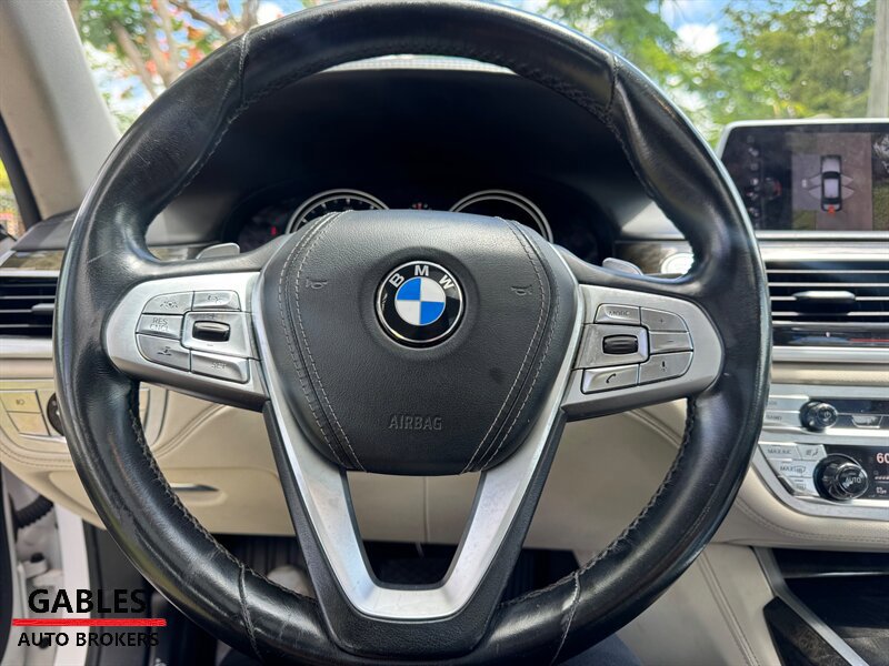 Used 2016 BMW 740i RWD image 18