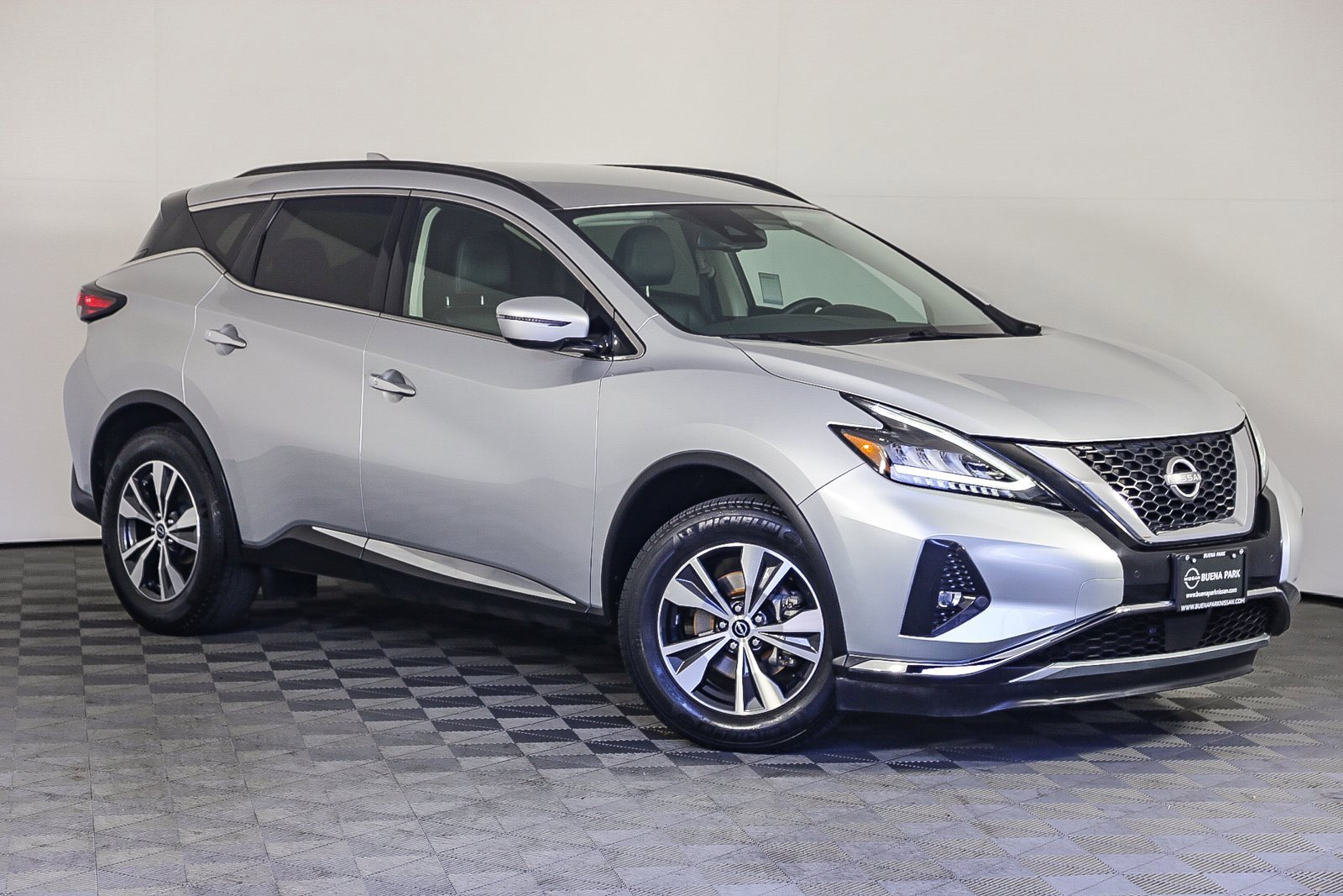 Used 2023 Nissan Murano SV