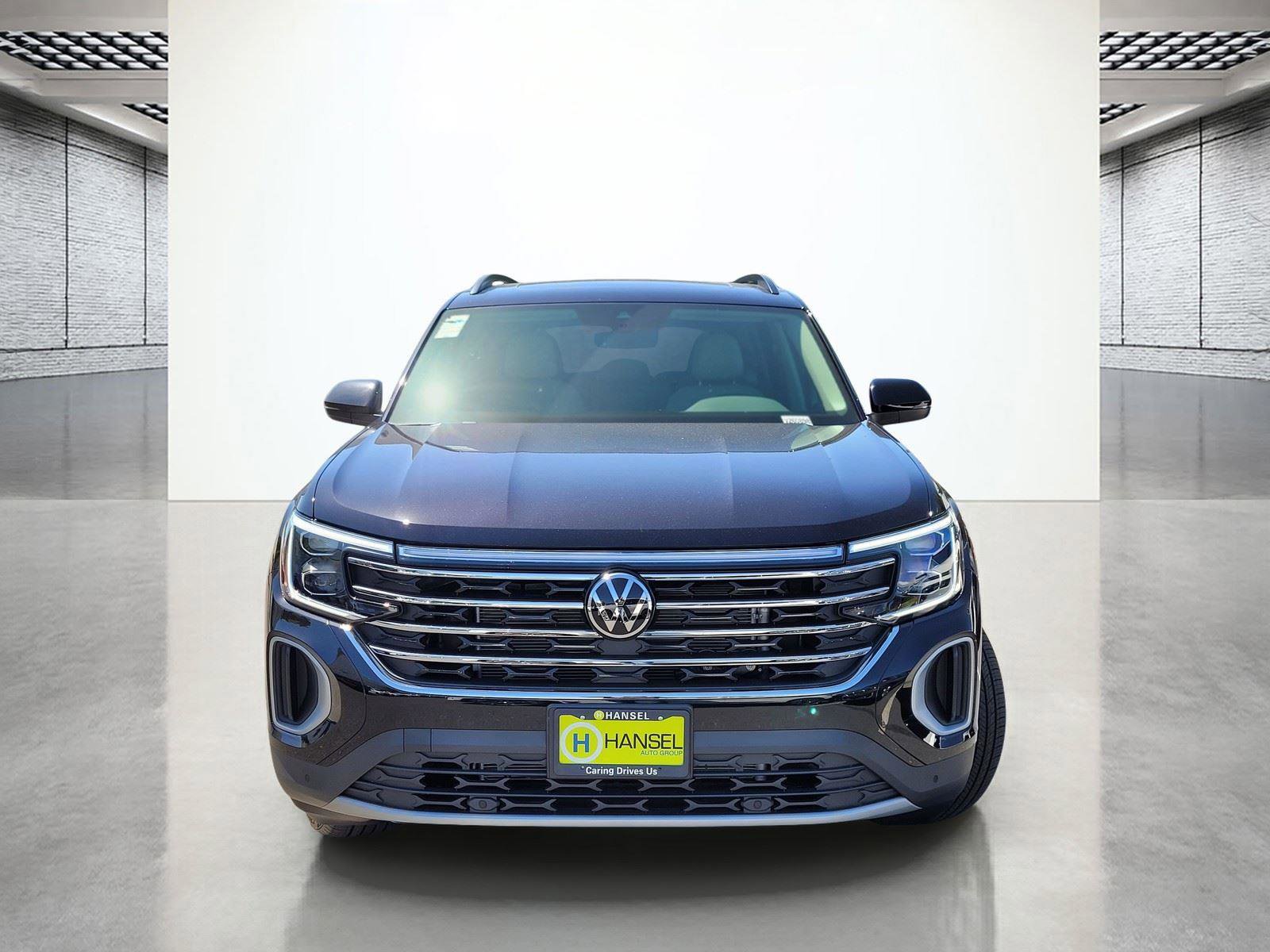 New 2026 Volkswagen Atlas SE image 3
