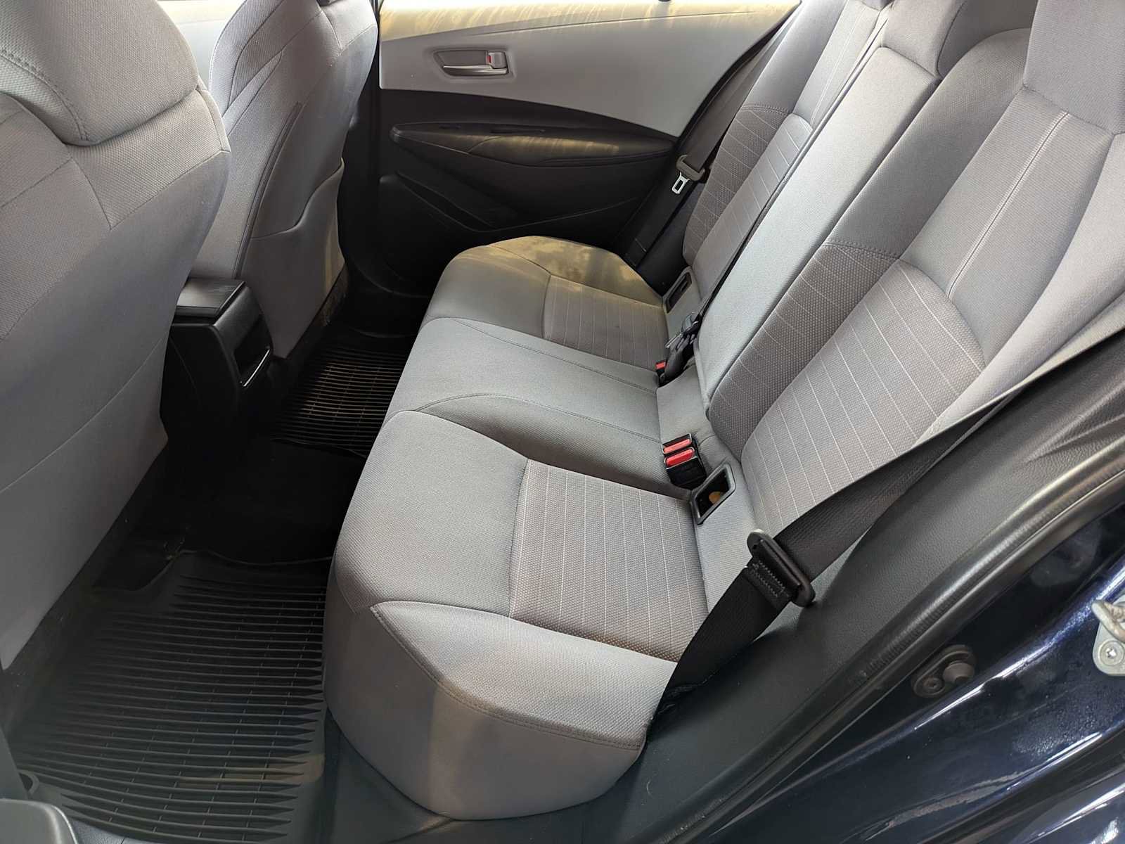 Used 2020 Toyota Corolla SE image 18