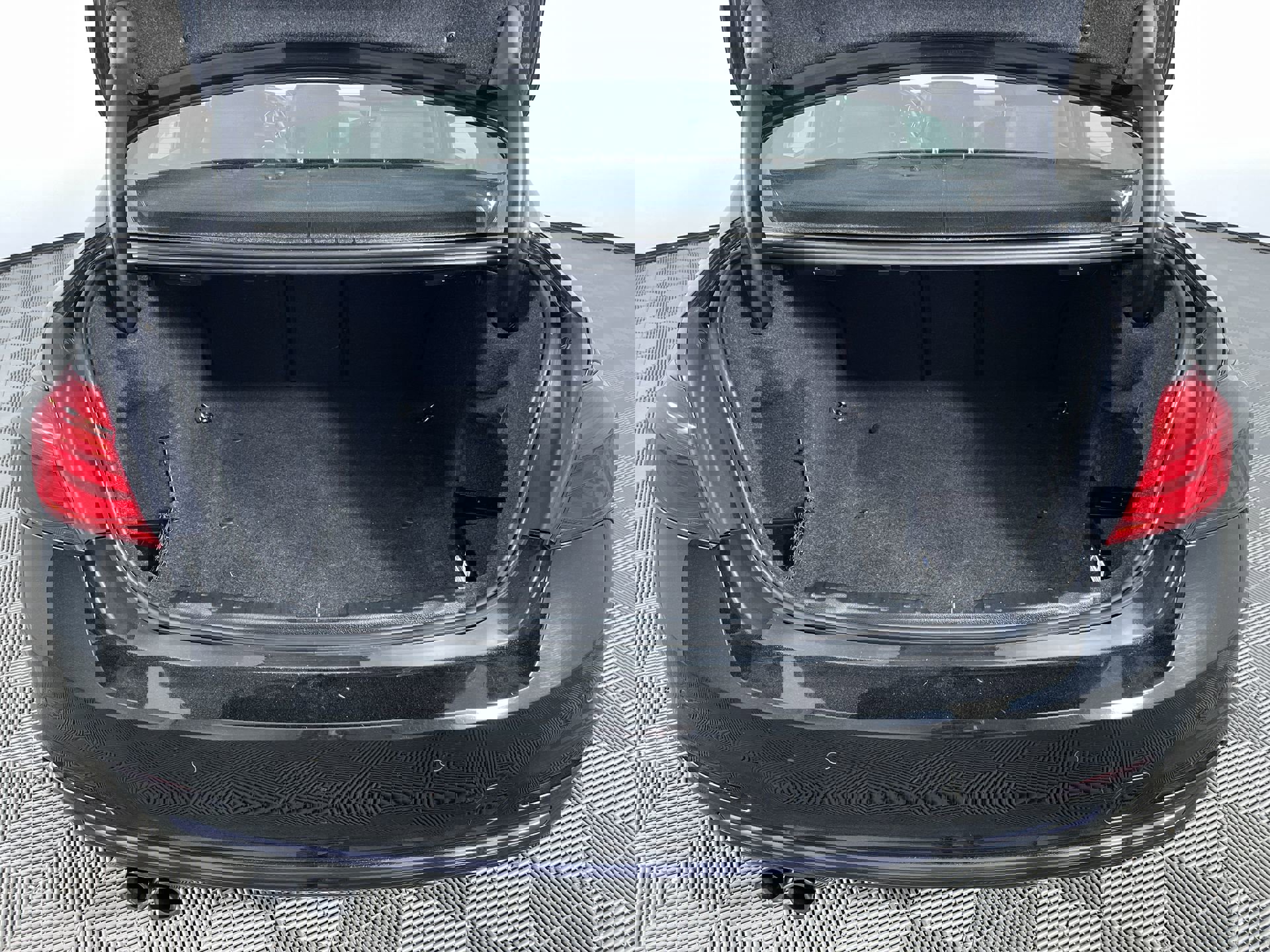 Used 2017 BMW 330i xDrive Sedan image 26