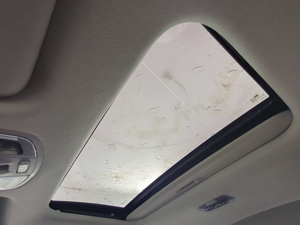 Used 2020 Hyundai Ioniq SEL FWD image 22
