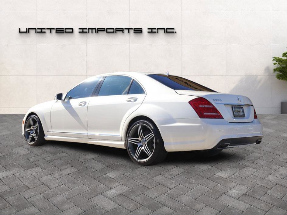 Used 2010 Mercedes-Benz S 550 Sedan w/ Sport Package image 6