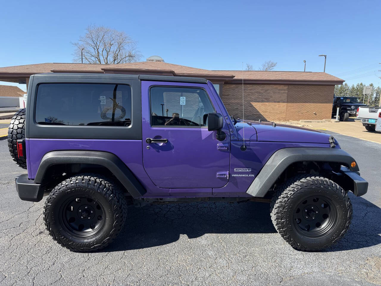 Used 2017 Jeep Wrangler Sport w/ Quick Order Package 24S image 9