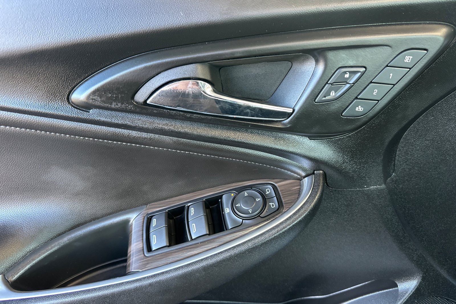Used 2024 Chevrolet Malibu LT FWD image 10