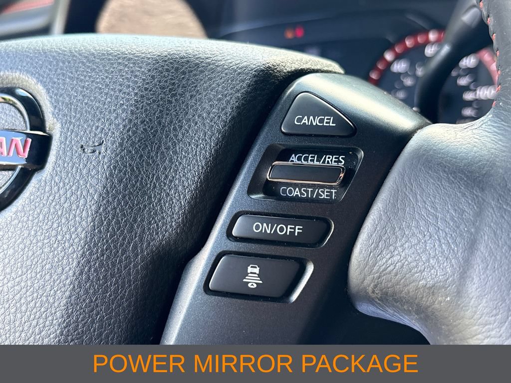 Used 2022 Nissan Titan PRO-4X w/ Pro-4x Convenience Package AWD/4WD image 9