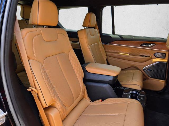 Used 2021 Jeep Grand Cherokee L Summit AWD/4WD image 29