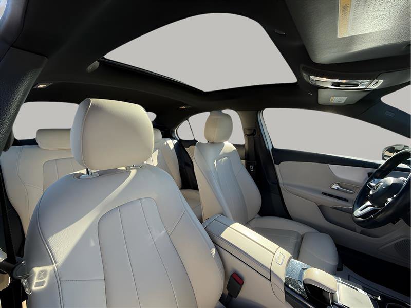 Used 2019 Mercedes-Benz A 220 image 24