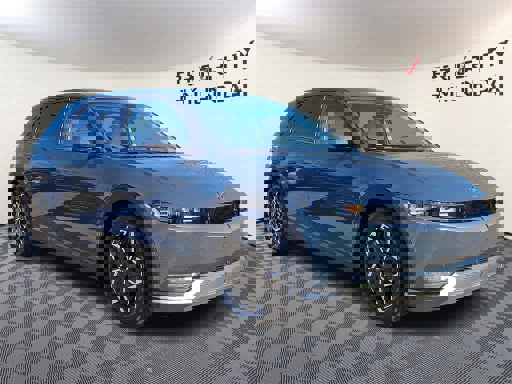 Used 2023 Hyundai Ioniq 5 SEL image 3