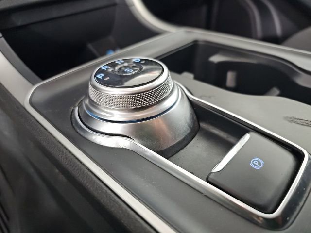 Used 2024 Ford Edge SE w/ Black Appearance Package image 23