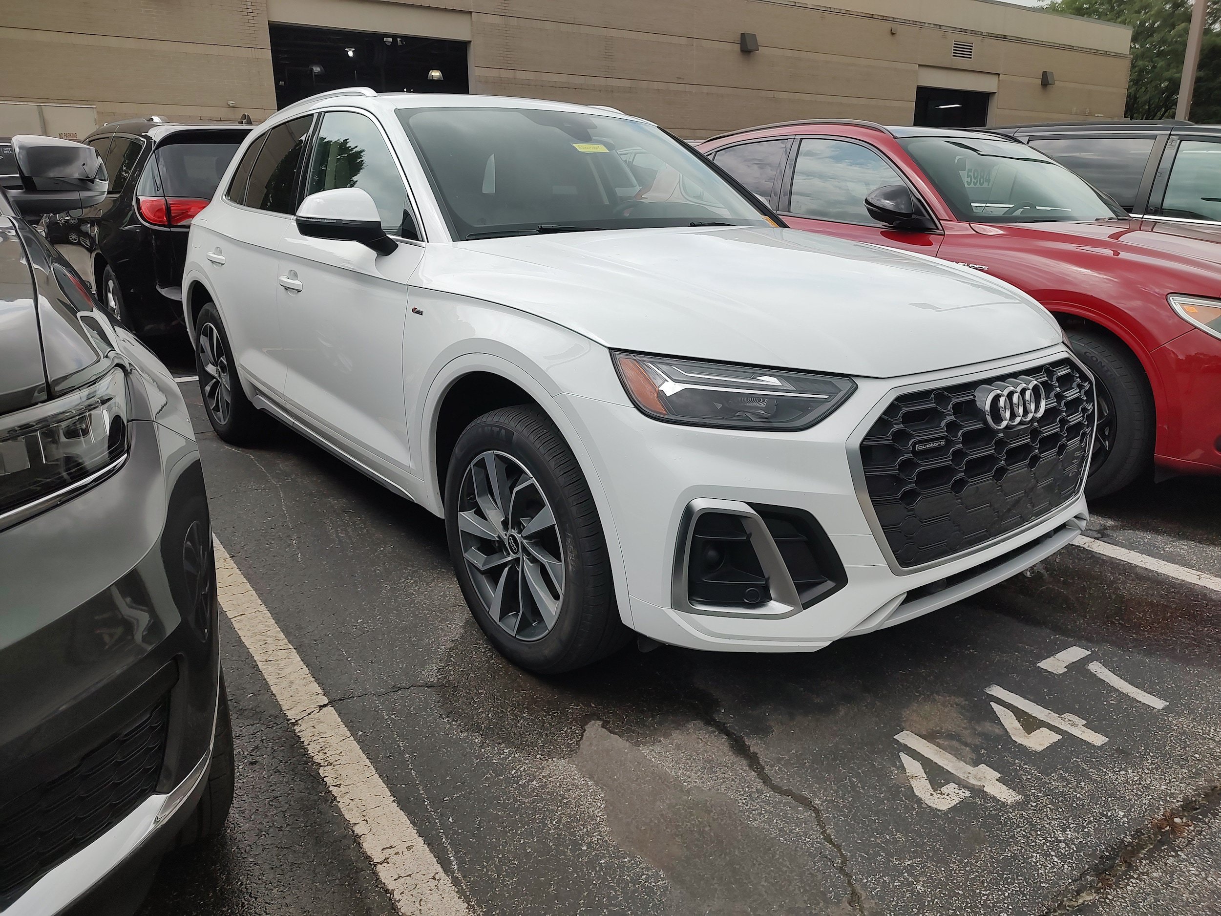 Used 2024 Audi Q5 2.0T Premium Plus AWD/4WD image 1