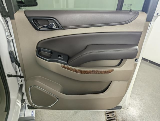 Used 2017 Chevrolet Suburban Premier AWD/4WD image 26
