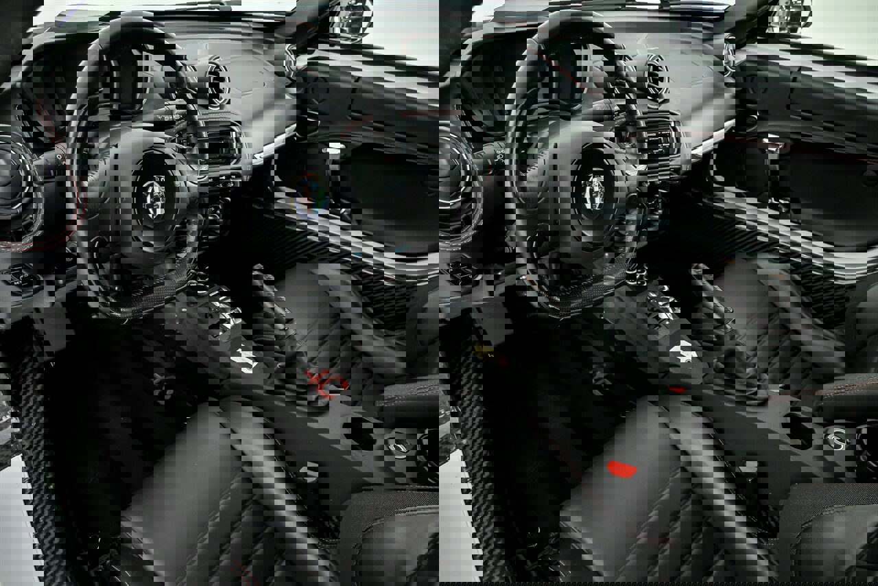 Used 2015 Alfa Romeo 4C Coupe w/ Leather Interior Group image 20