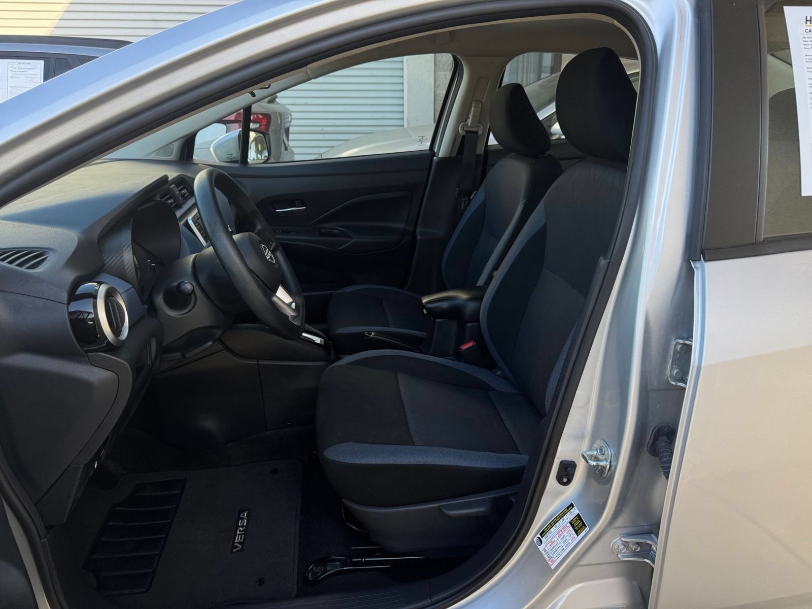 Used 2025 Nissan Versa SV FWD image 25