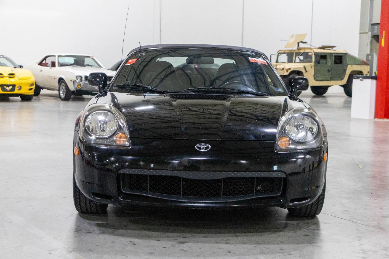 Used 2000 Toyota MR2 RWD image 28