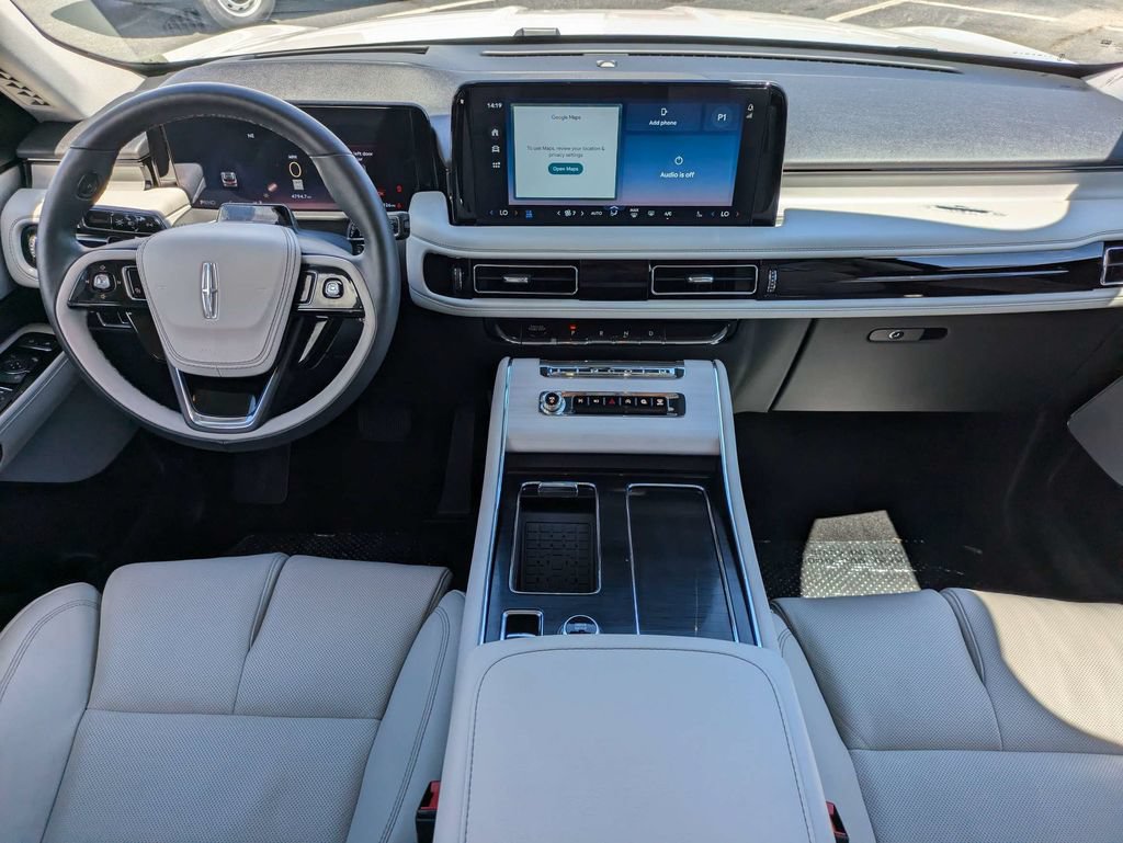 Certified 2026 Lincoln Aviator Reserve w/ Luxury Package RWD image 19