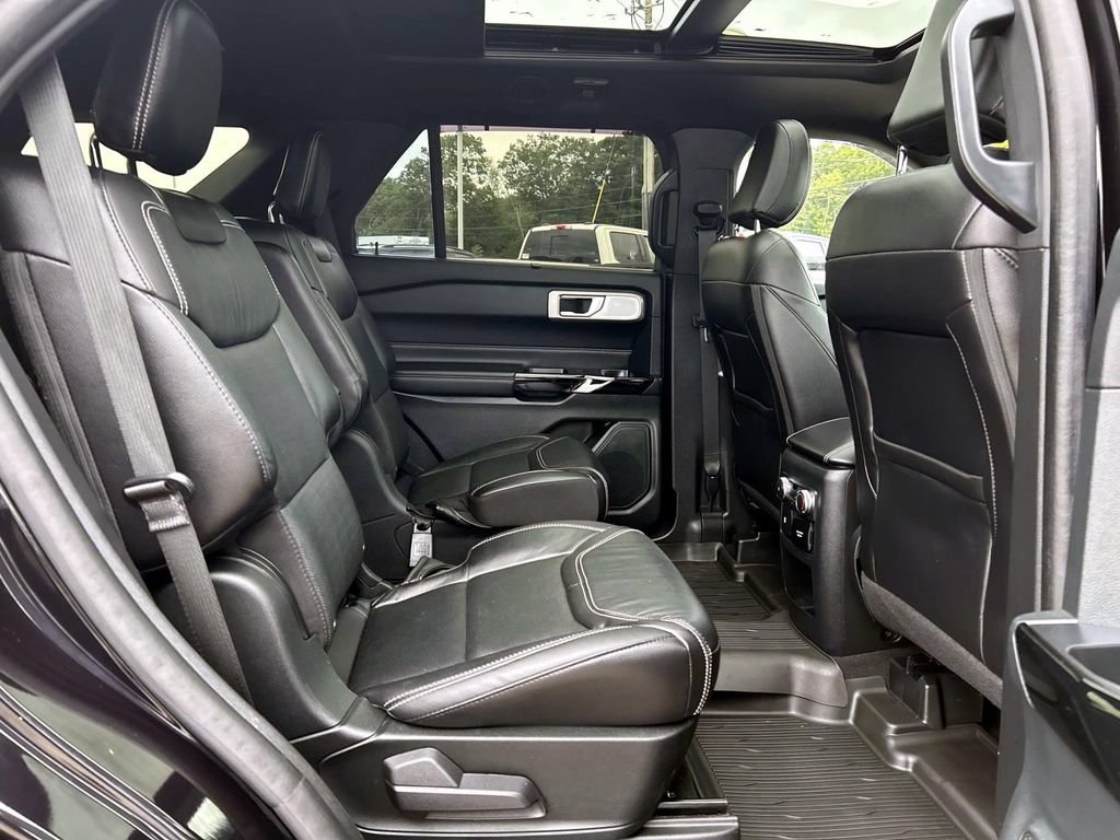 Used 2021 Ford Explorer ST w/ Equipment Group 401A AWD/4WD image 18