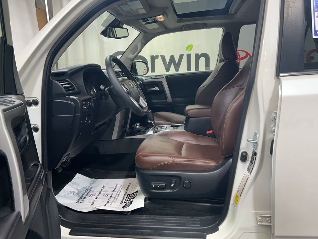 Used 2021 Toyota 4Runner Limited image 23