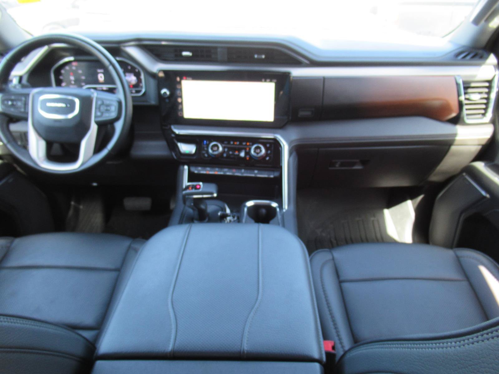 Used 2024 GMC Sierra 1500 Denali w/ Denali Reserve Package RWD image 12