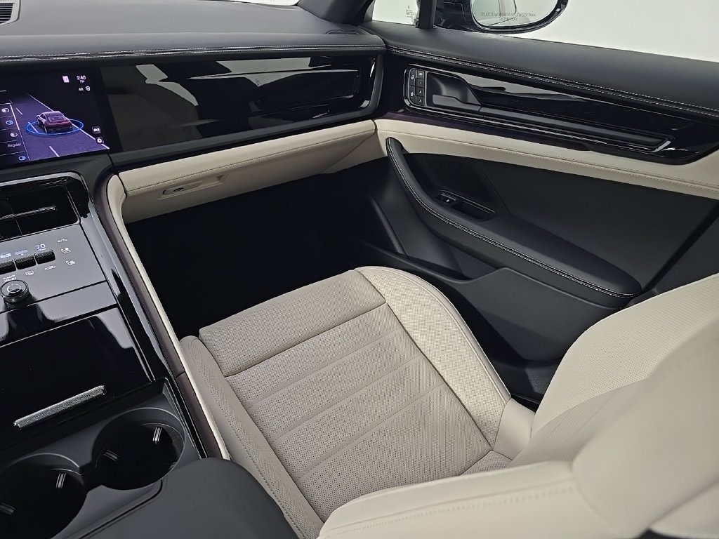 New 2026 Porsche Panamera 4 AWD/4WD image 24