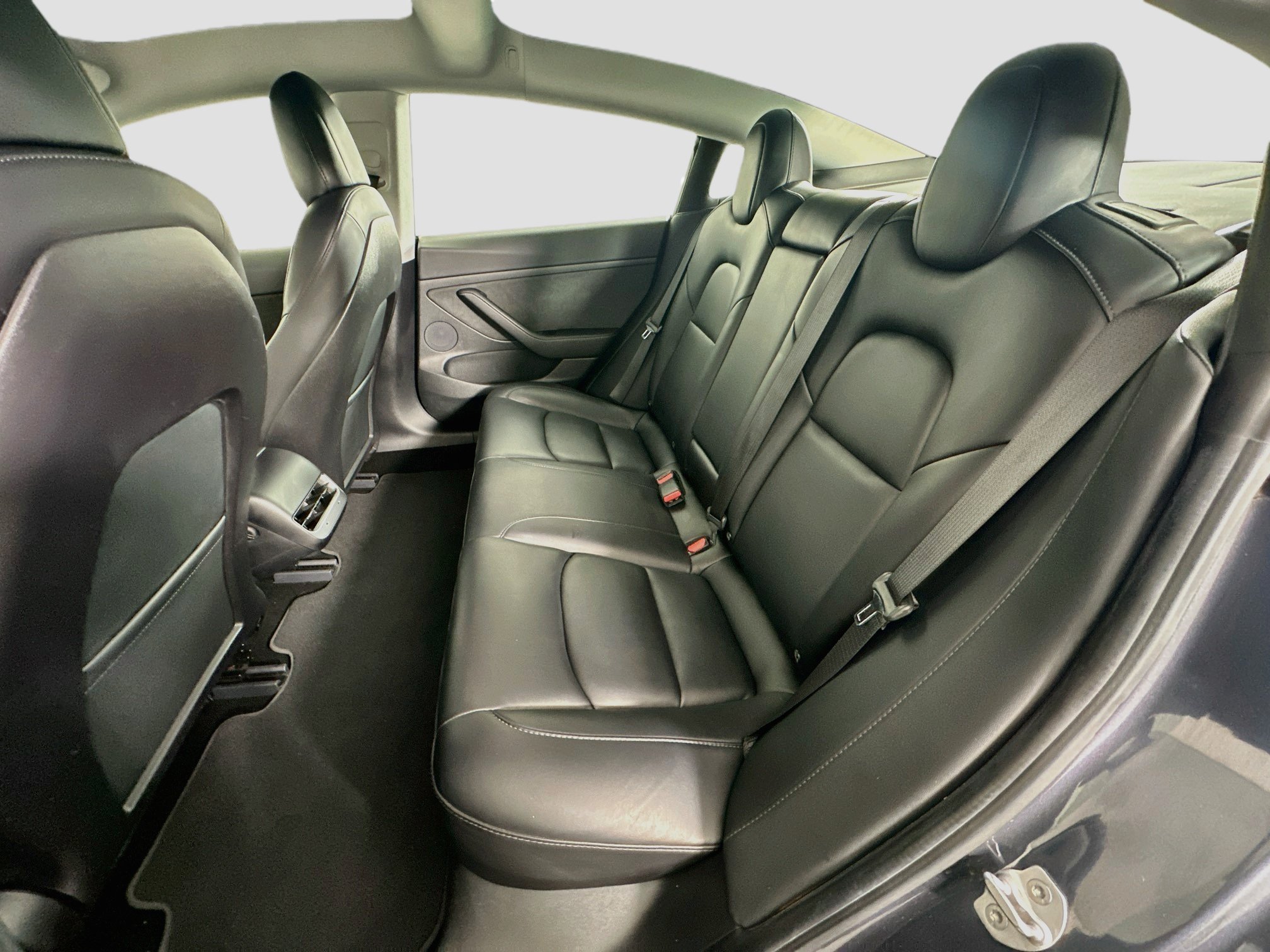 Used 2021 Tesla Model 3 Long Range AWD/4WD image 28