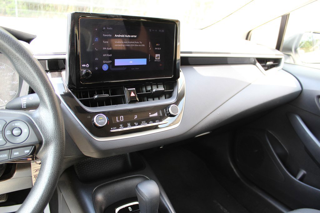 Used 2023 Toyota Corolla LE image 39
