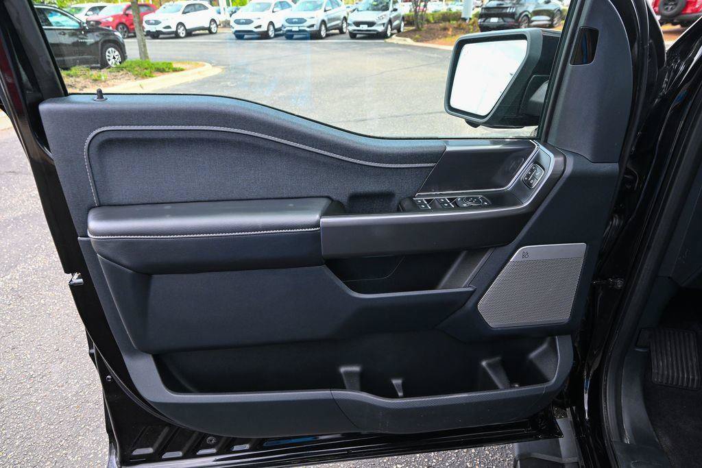 Used 2025 Ford F150 Lariat AWD/4WD image 20