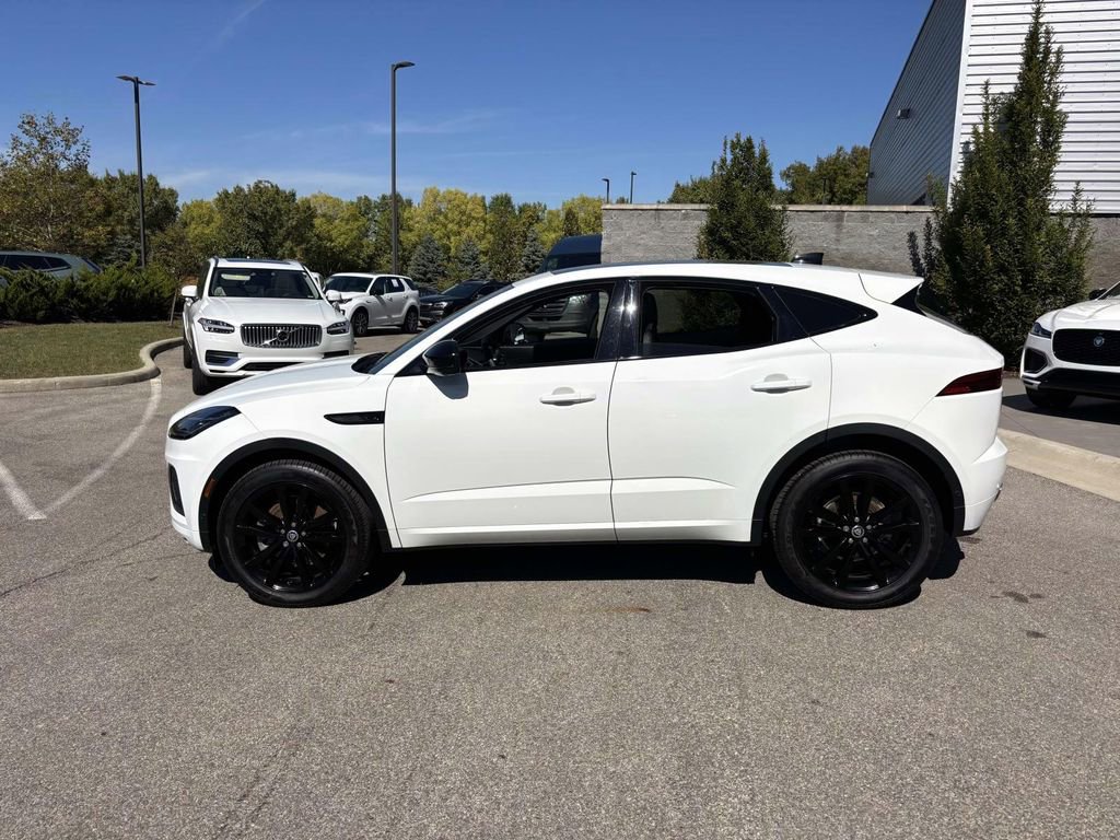Used 2024 Jaguar E-PACE R-Dynamic SE image 8