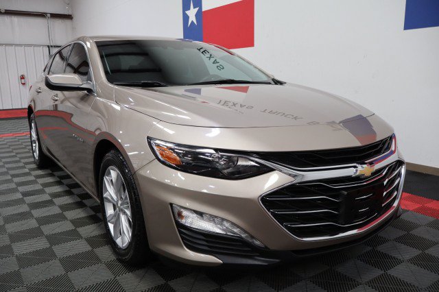 Used 2023 Chevrolet Malibu LT w/ Driver Confidence Package FWD image 16