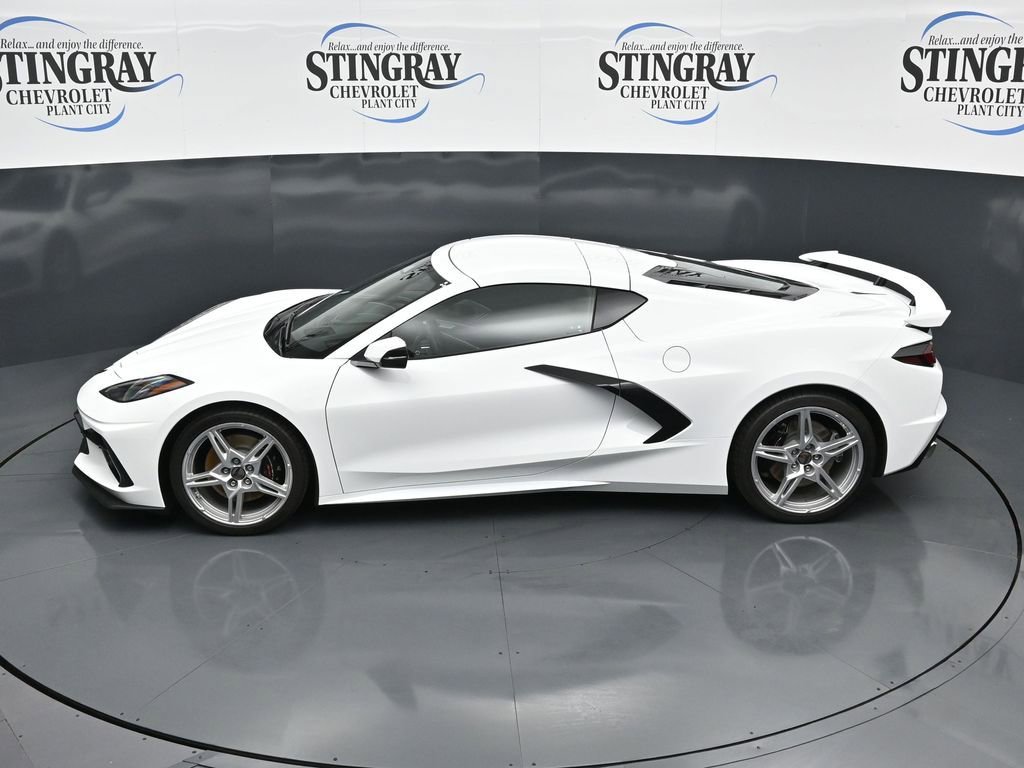 Used 2025 Chevrolet Corvette Stingray Premium Cpe w/ Z51 Performance Package RWD image 21