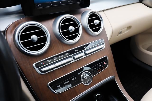 Used 2019 Mercedes-Benz C 300 4MATIC Sedan image 9