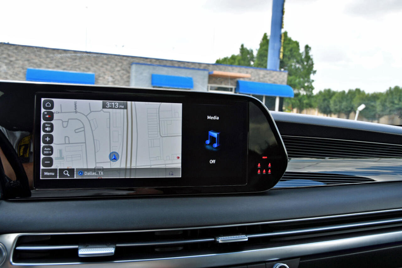 Used 2024 Hyundai Palisade Calligraphy image 25