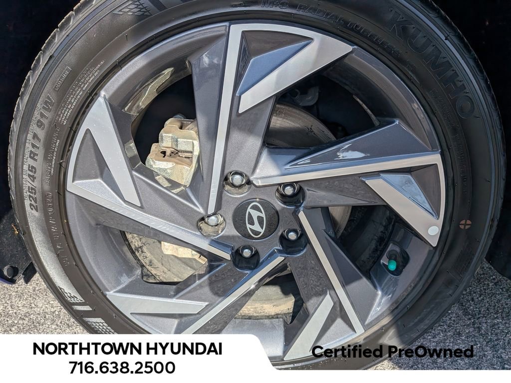 Used 2025 Hyundai Elantra Sport FWD image 37
