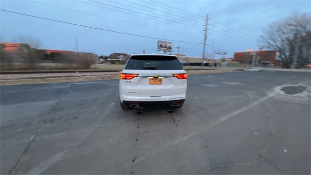 Used 2023 Chevrolet Traverse High Country w/ LPO, Floor Liner Package image 7