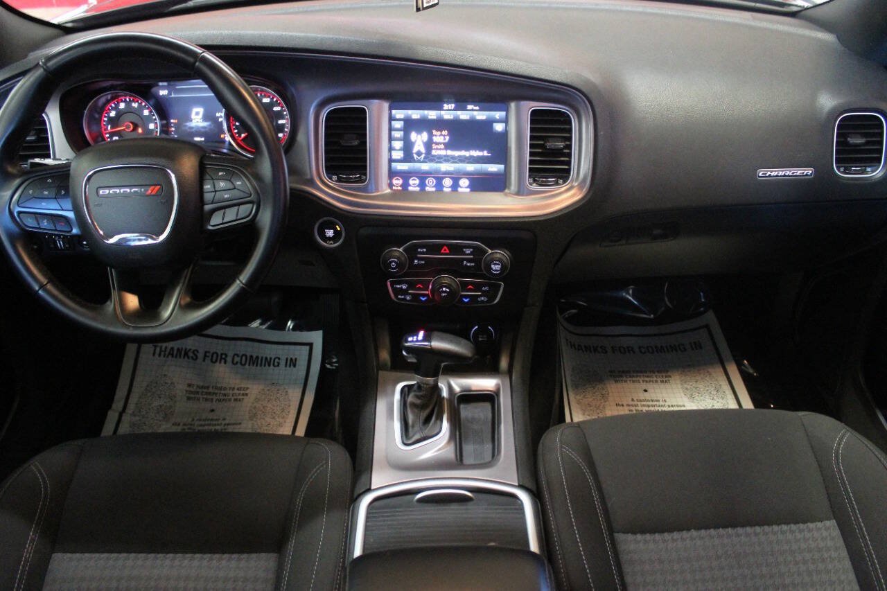 Used 2023 Dodge Charger SXT RWD image 18