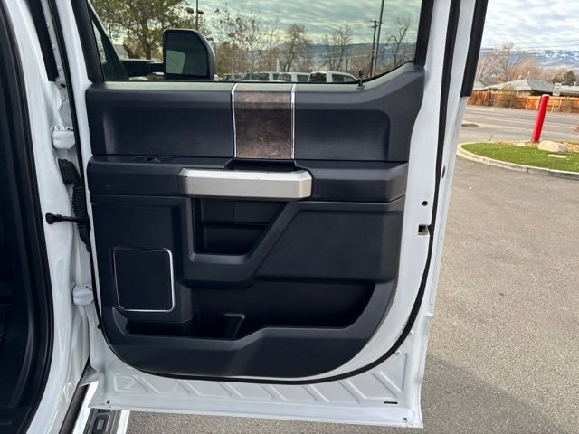 Used 2022 Ford F250 Lariat image 31